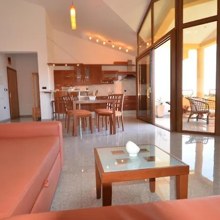 Ana Wellness S * Rovinj